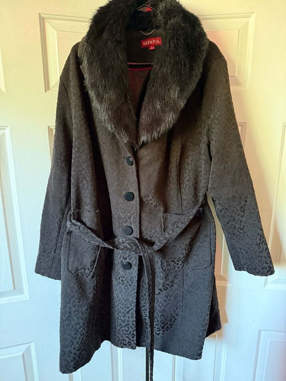 Black Leopard Print Faux Fur Collar Belted Coat Size 3X Pinup